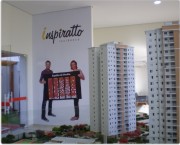 Adesivos, Perfurate, Blackout, Aplic&aacute;vel em paredes, vidros, divis&oacute;rias, ve&iacute;culos. Impress&atilde;o digital, vinil
