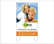 Estandartes e cavaletes de sinaliza&ccedil;&atilde;o fixos ou remov&iacute;veis em qualquer formato e diversos materiais: chapa met&aacute;lica, duratex, lona, PVC, etc.