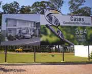 Pain&eacute;is com estrutura met&aacute;lica em qualquer tamanho, com contornos especiais | Campinas | Advance Propaganda