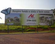 Pain&eacute;is com estrutura met&aacute;lica em qualquer tamanho, com contornos especiais | Campinas | Advance Propaganda